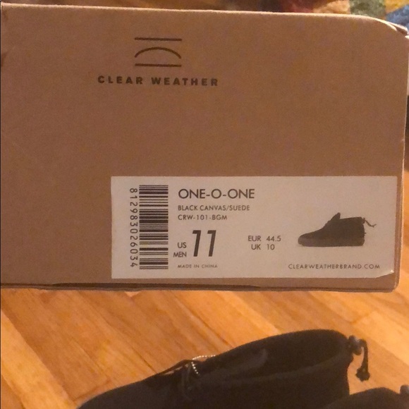 NIB Men’s Black Fringe ClearWeather One of One - Picture 5 of 6